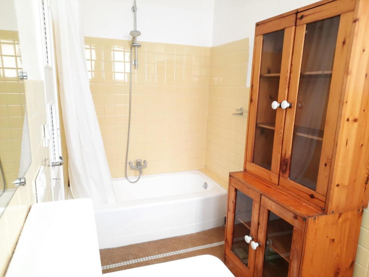 Holiday home Loue Maison 10 Couchages A La Rochelle Avec Jardin, Proche La Rochelle (Charente-Maritime)