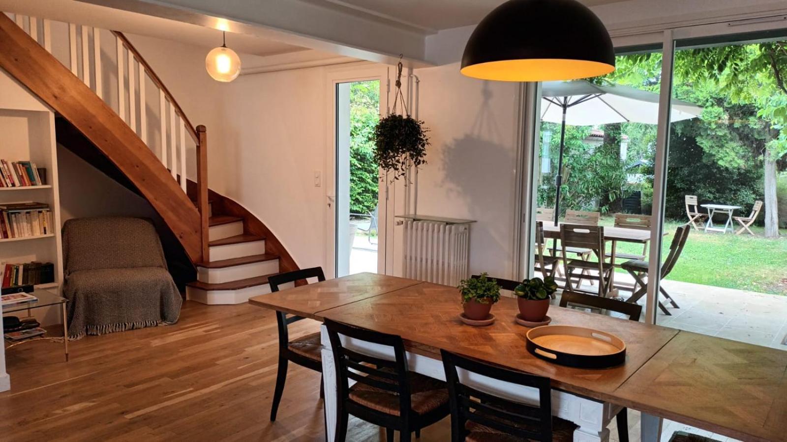 Loue Maison 10 Couchages A La Rochelle Avec Jardin, Proche Holiday home